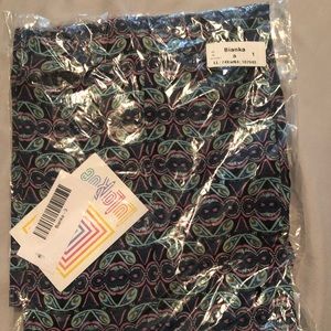 LulaRoe Bianka cover up